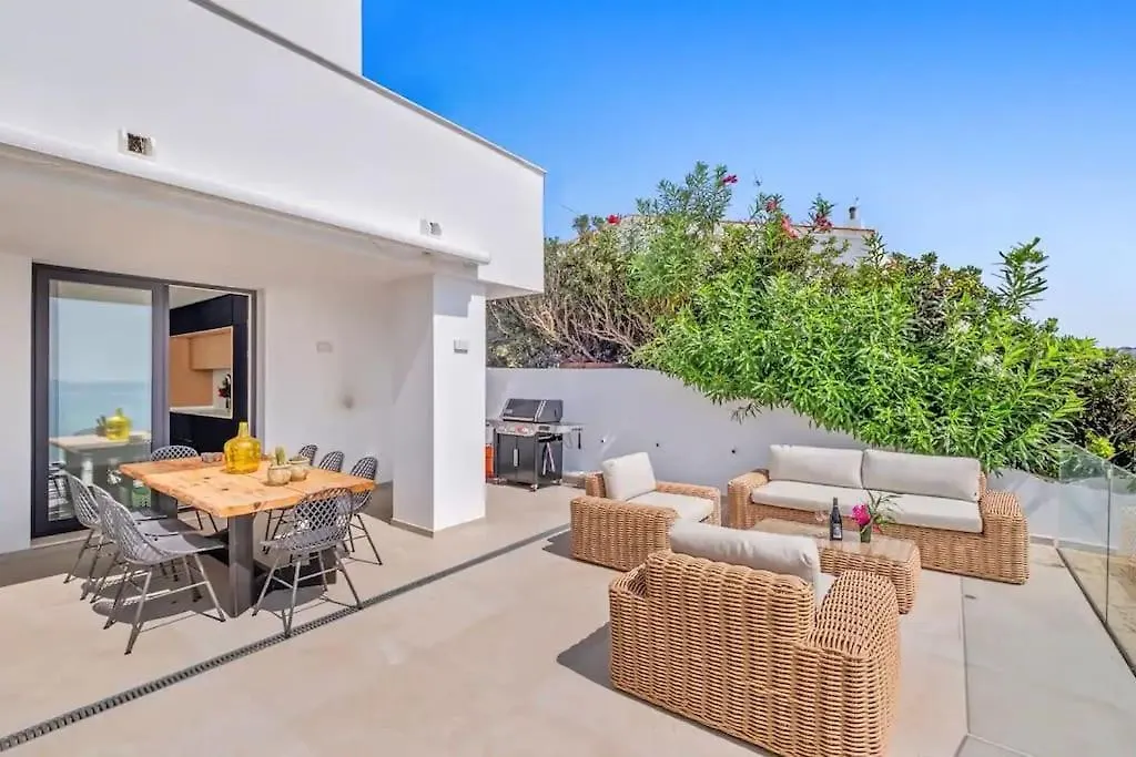 Villa Kalma - Torreguadiaro - Sotogrande Spain