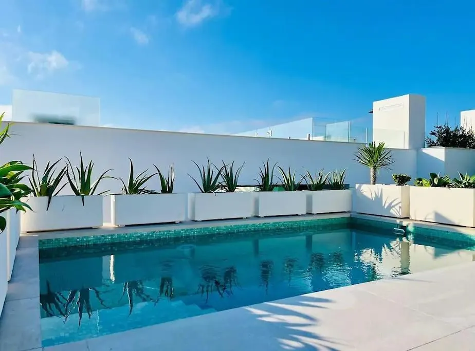 Villa Kalma - Torreguadiaro - סוטוגרנדה 0*,  ספרד